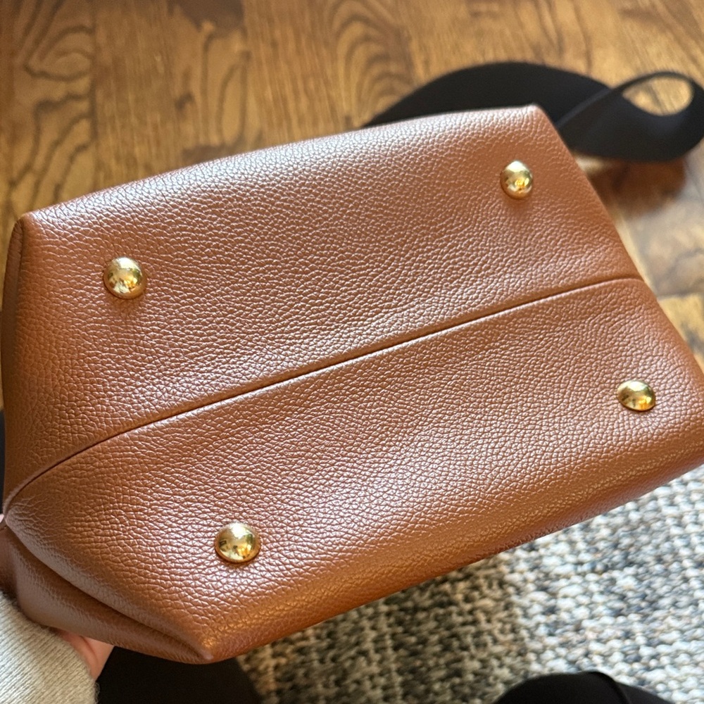 DeMellier Brown New York Bucket Bag - Picture 3 of 8